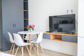 ROION Batumi Seaside Cozy Haven for 2 E 701